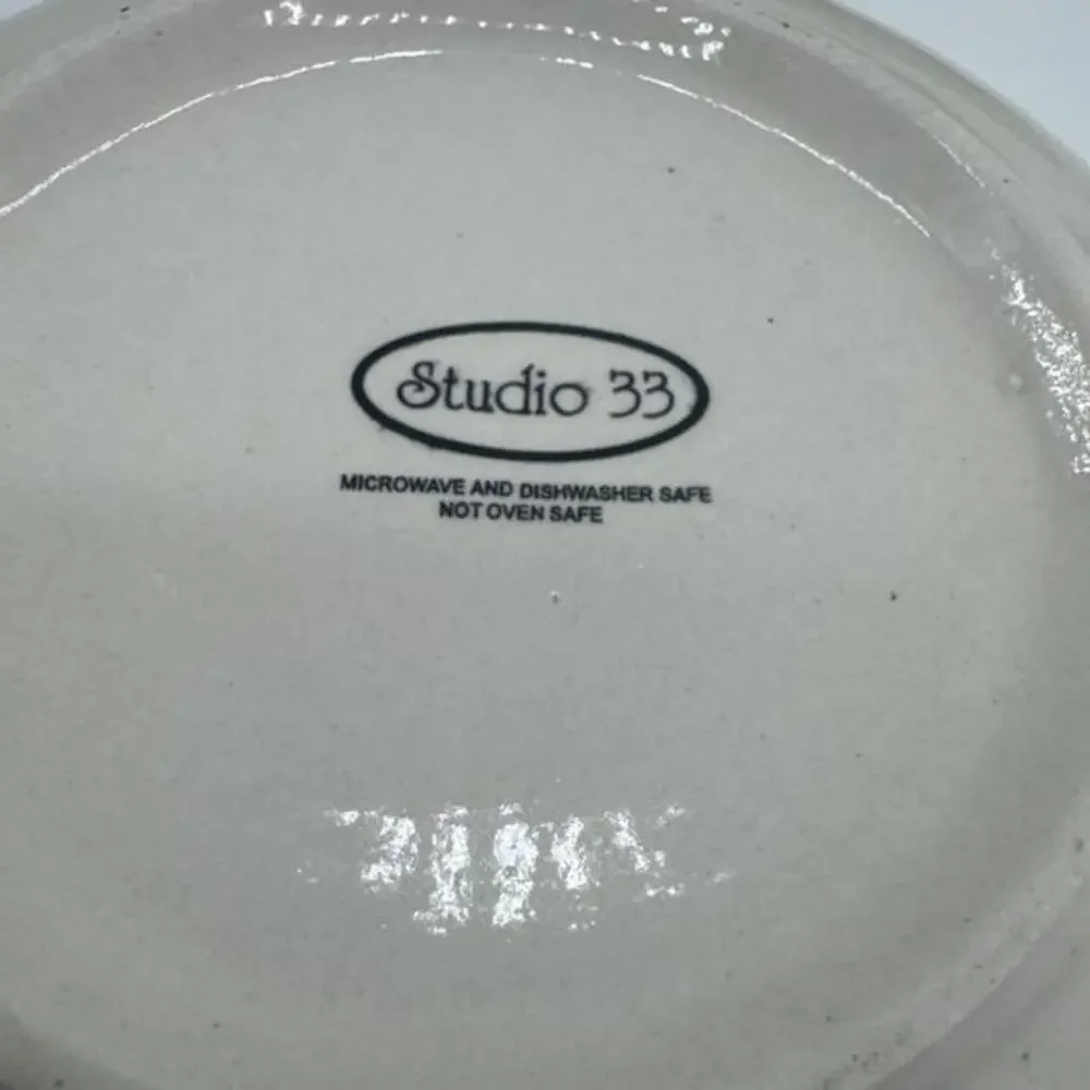 Holiday Bowls 3 Total Studio 33 Christmas 8.5